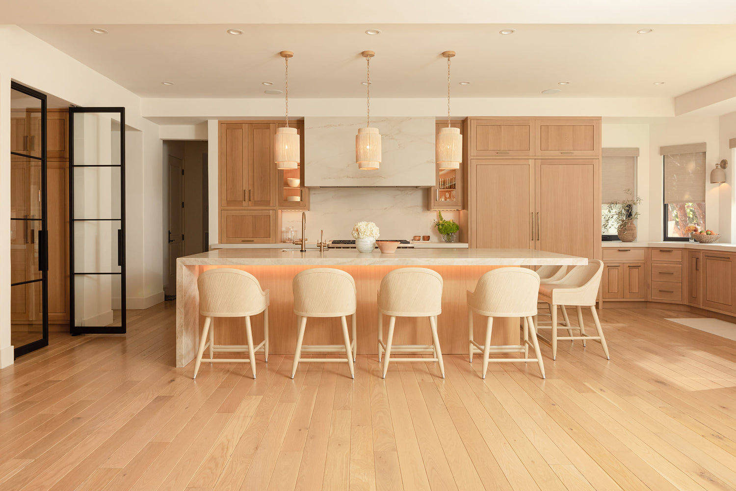 Westside Elegance Horizontal 03.jpg