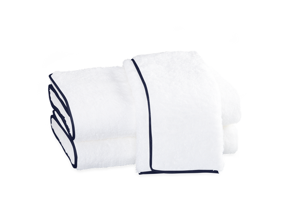 Cairo Hand Towel with Straight Piping