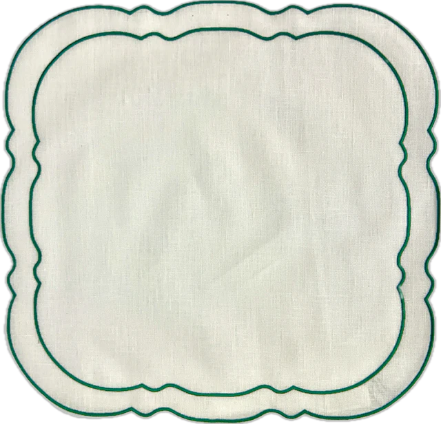Scalloped Square Placemat White/Green (Set of 2)