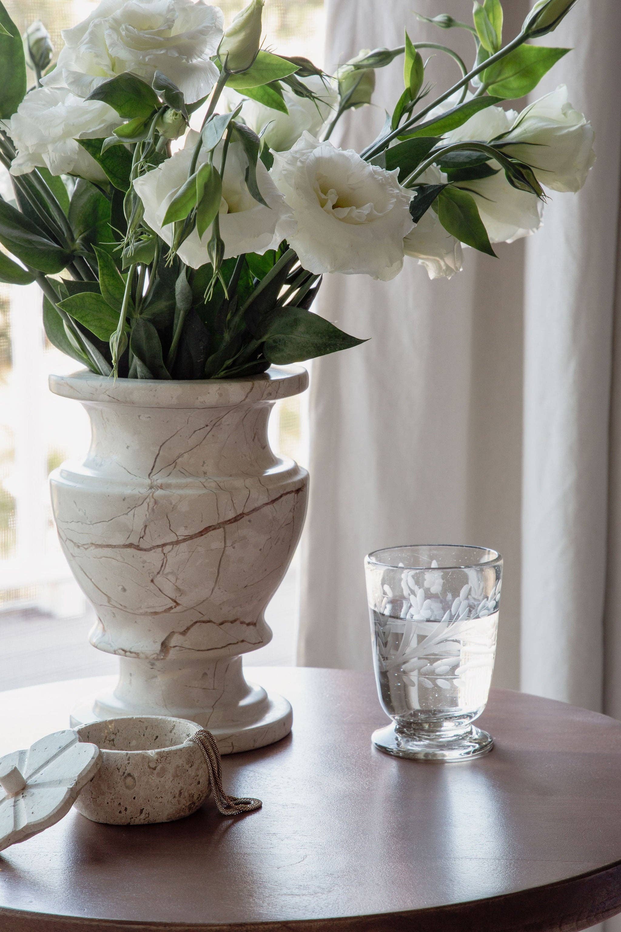 Hand-etched Blown Footed Glass: Wine Glass
