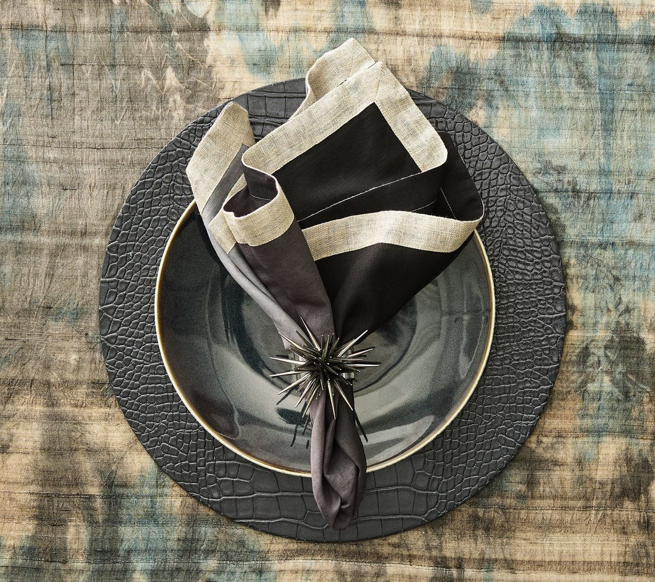 Croco Placemat in Charcoal