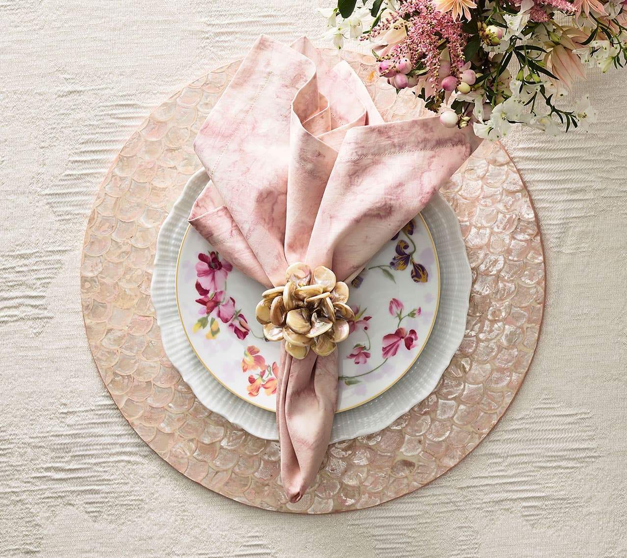 Kim Seybert Camellia Placemat - Thumbnail 4