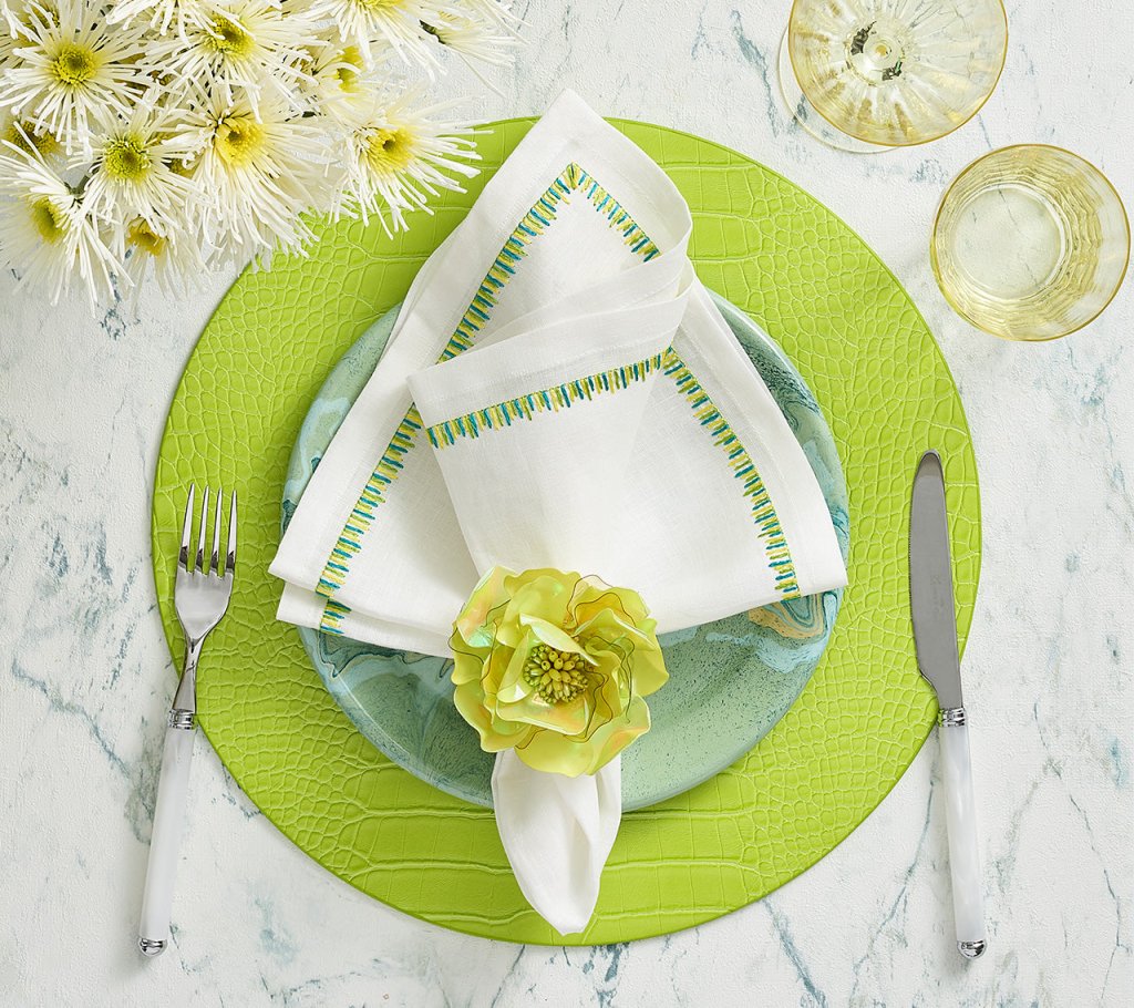 Gardenia Napkin Ring