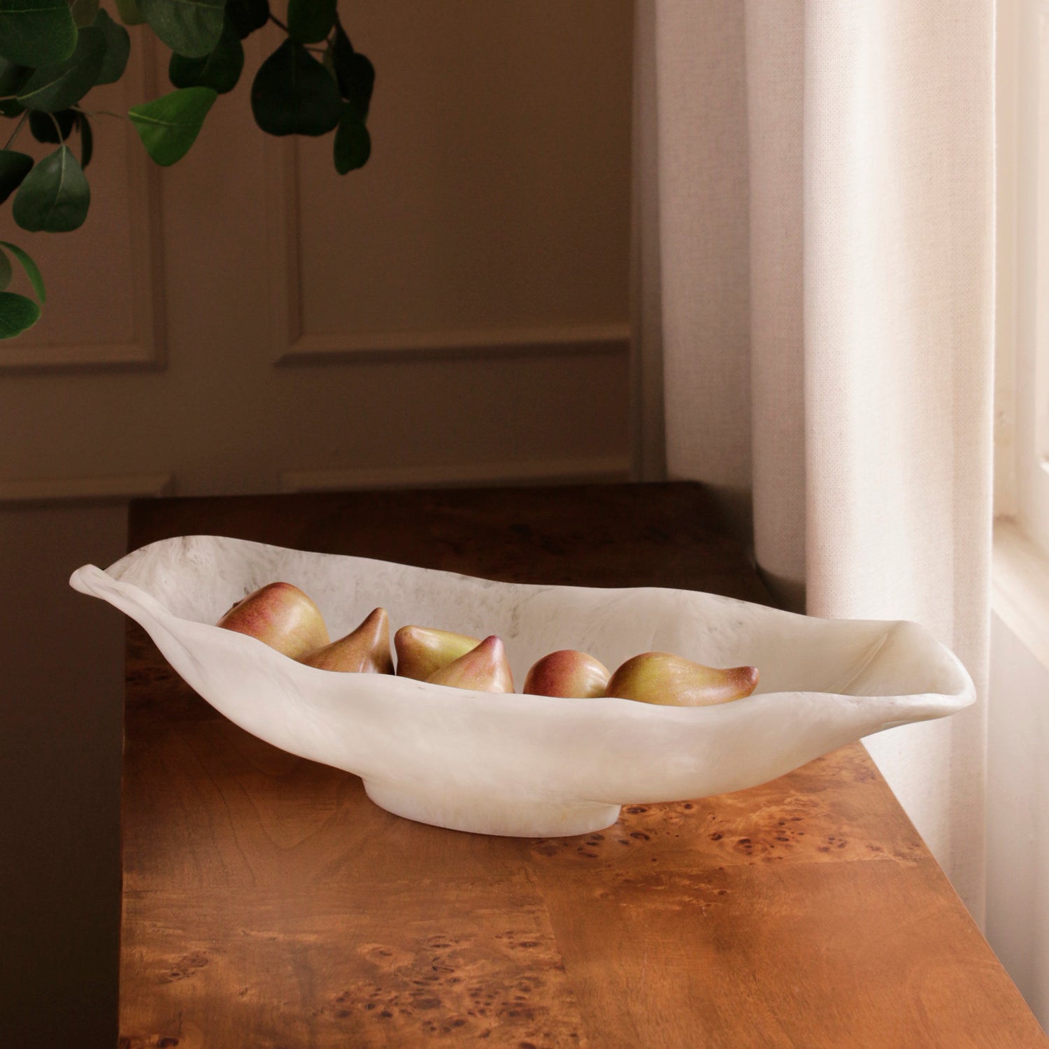 Alabaster Medium Oval Bowl White Swirl