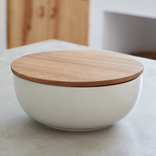 Pacifica Serving Bowl with Oak Wood Lid