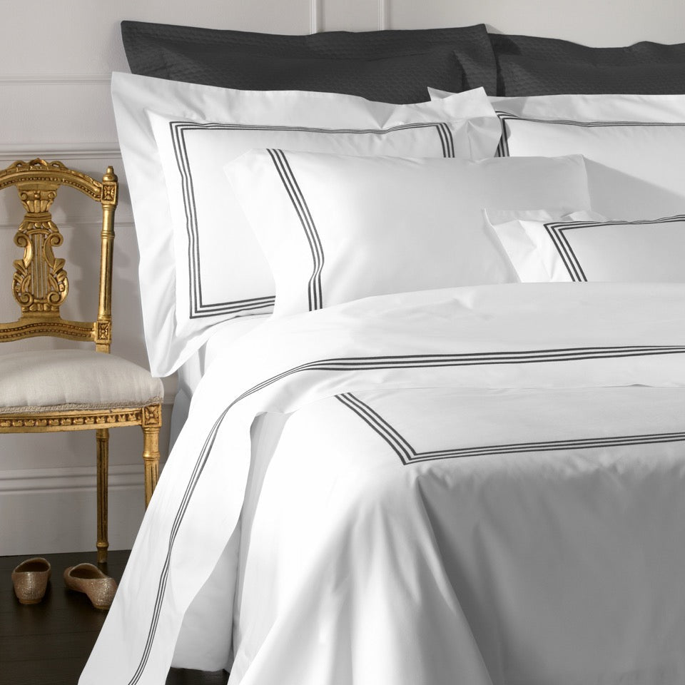Matouk Bel Tempo Duvet Cover