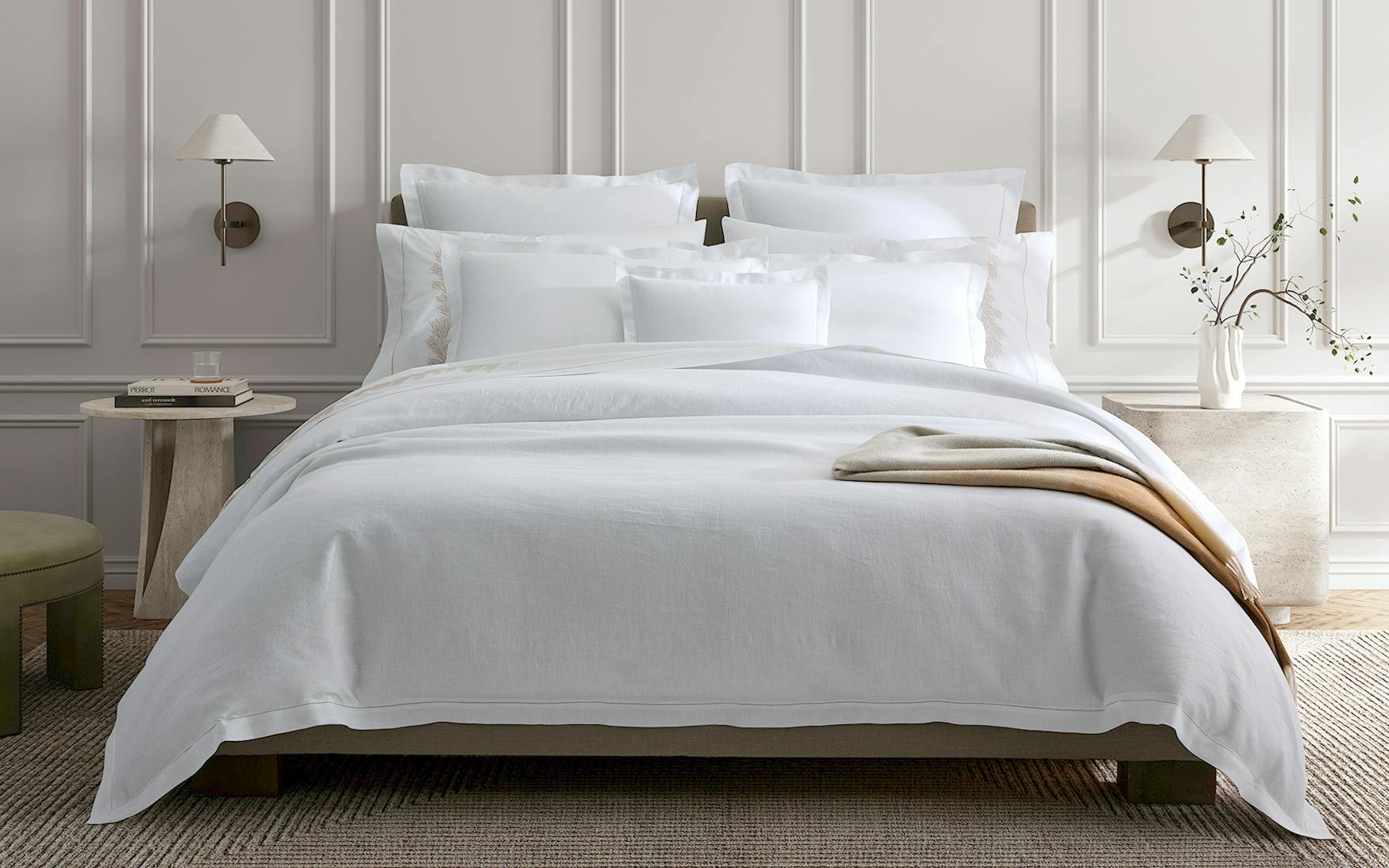 Matouk Roman Fitted Sheet