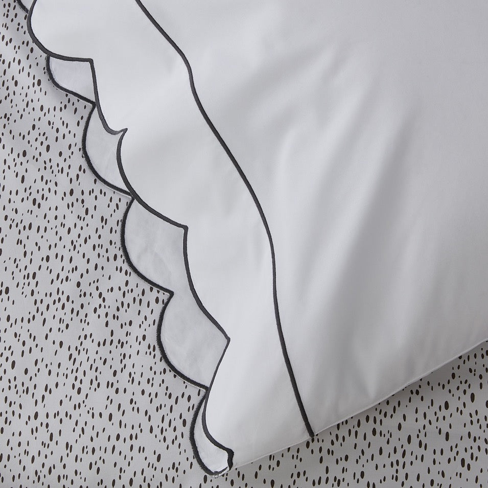 Matouk Butterfield Pillowcase - Pair