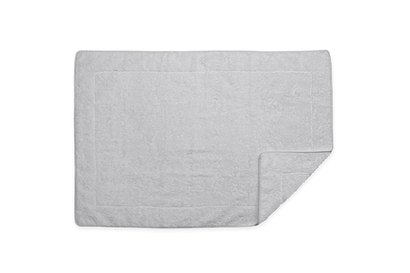 Matouk Cairo Solid Tub Mat