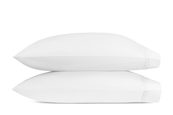 Matouk Classic Chain Pillowcase - Pair