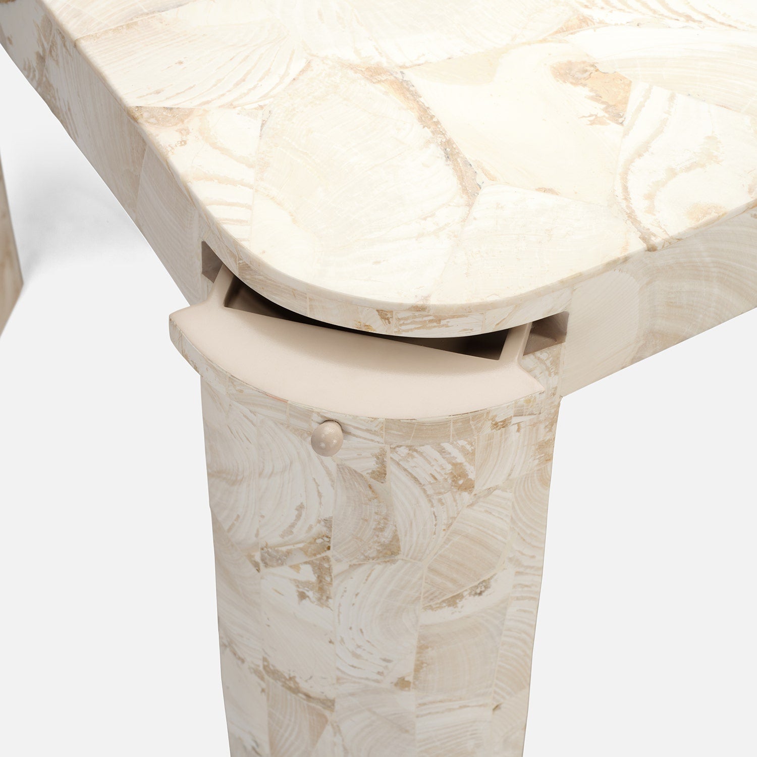 Brigitte Game Table