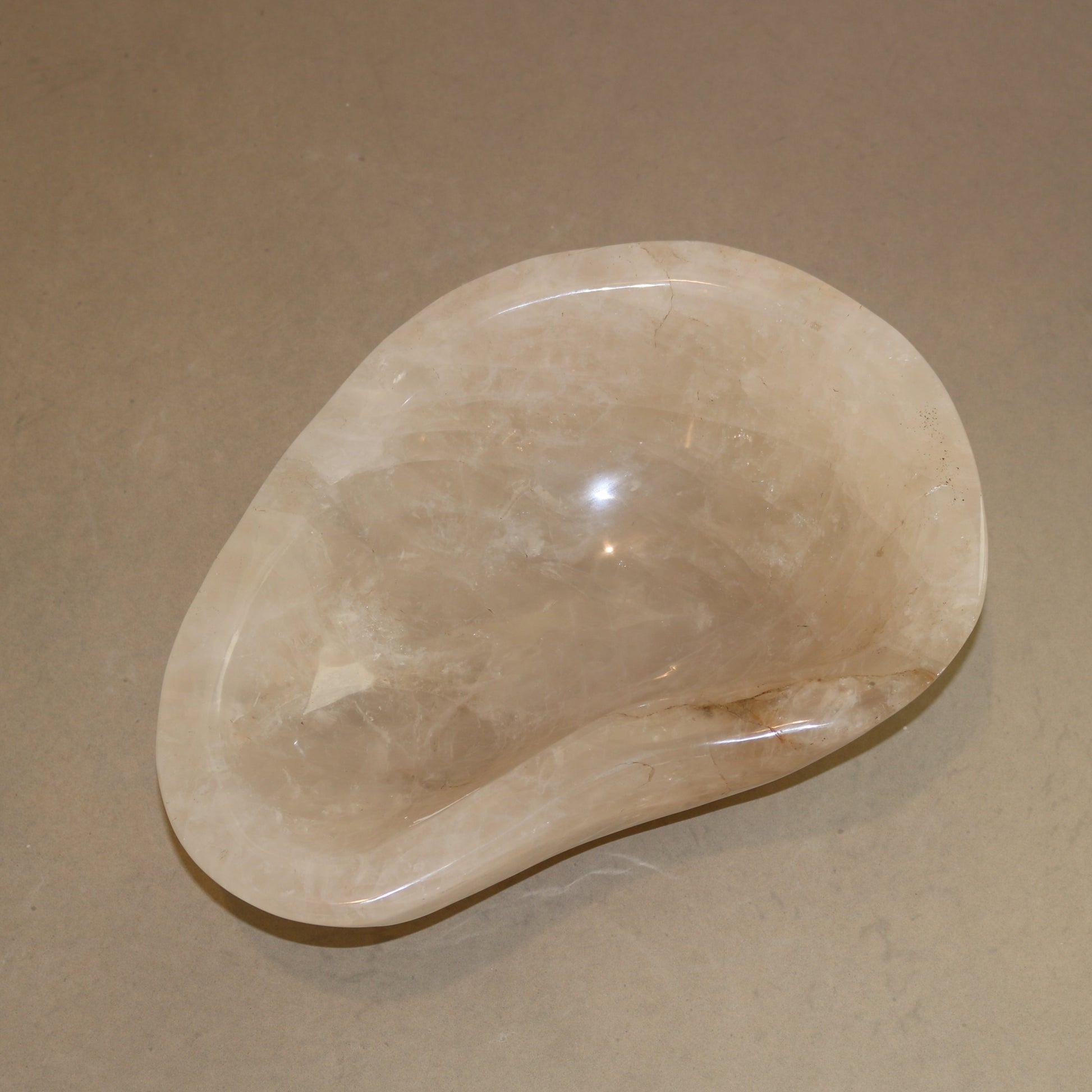 Quartz Point Bowl Home Decor Verona Prive Inc   