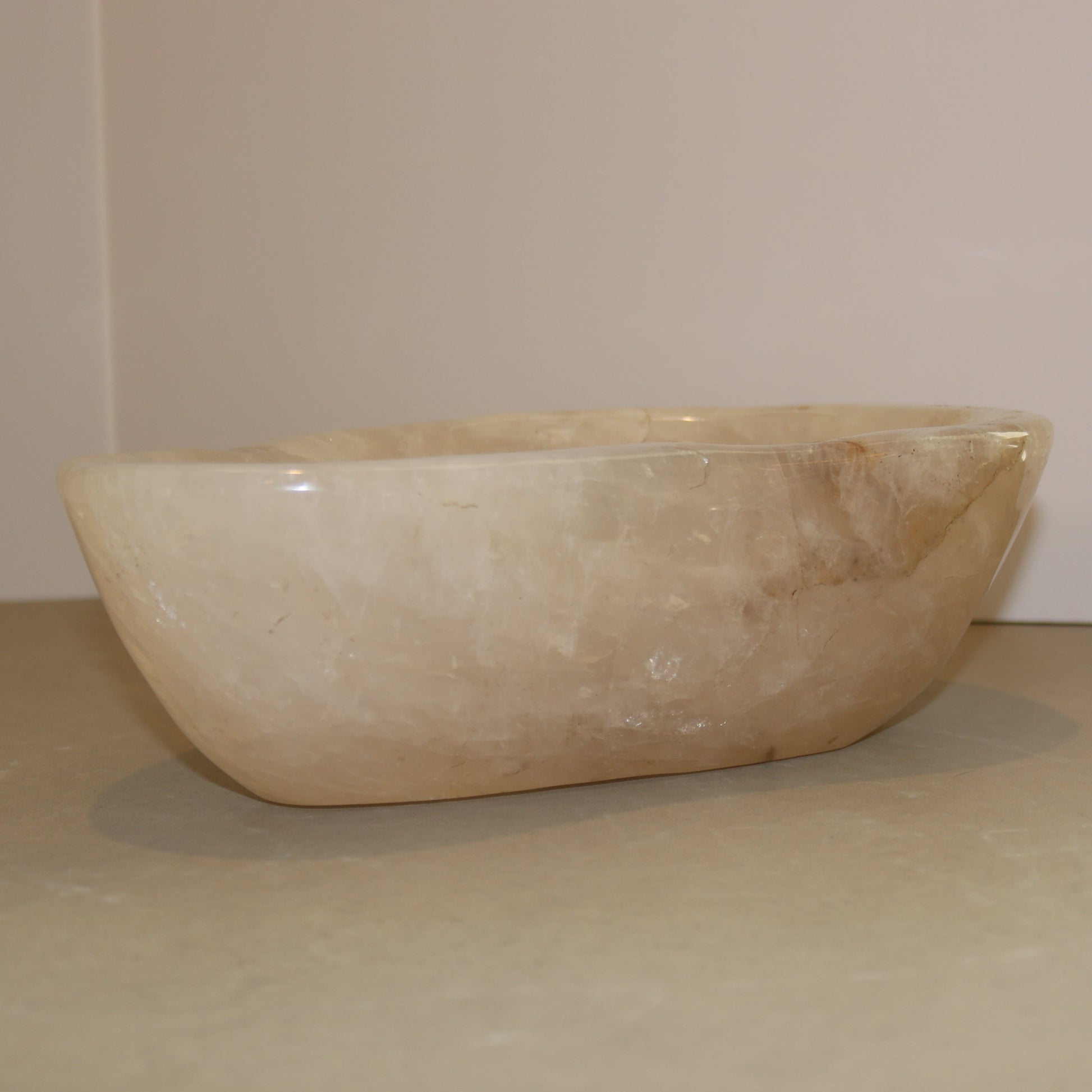 Quartz Point Bowl Home Decor Verona Prive Inc   