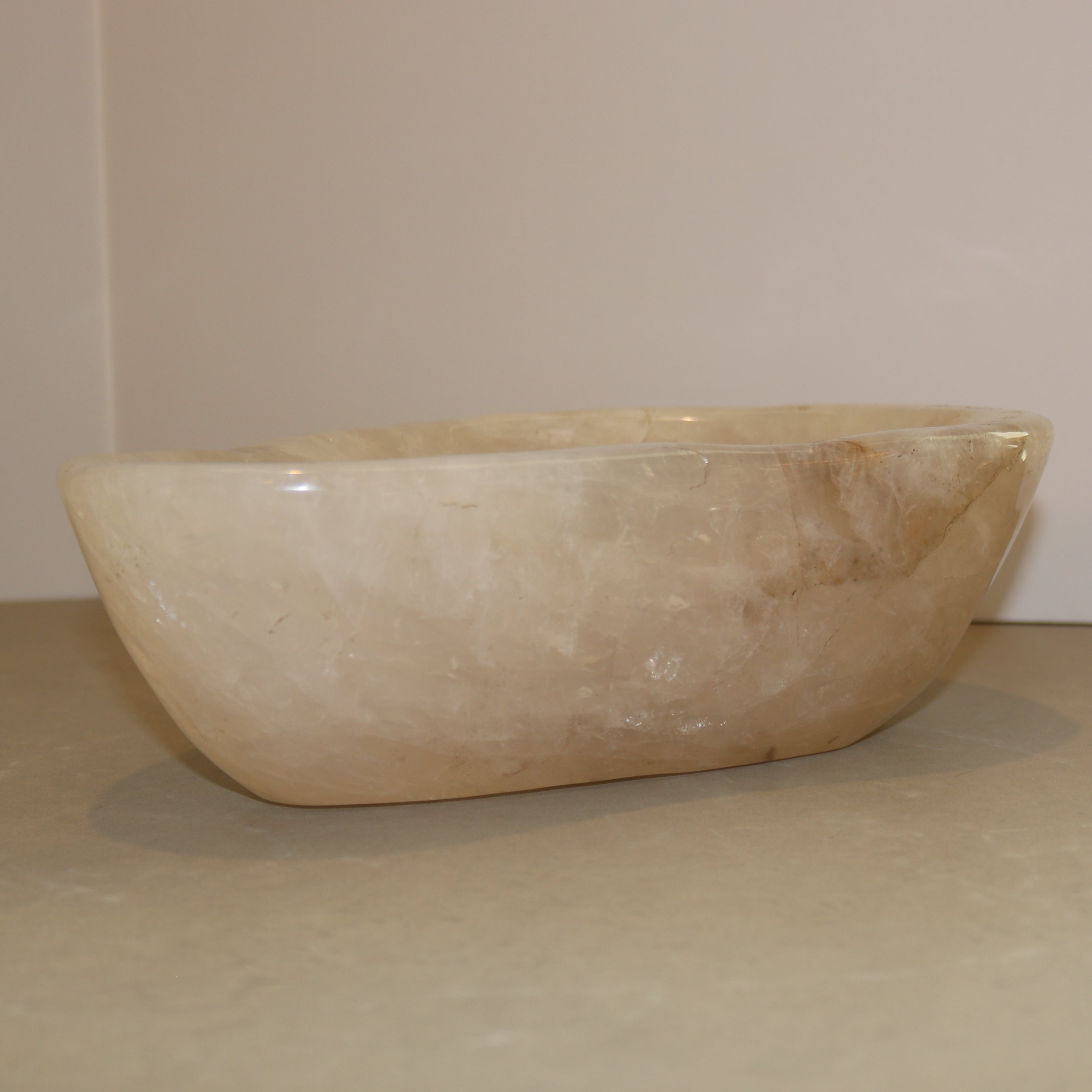 Quartz Point Bowl Home Decor Verona Prive Inc   