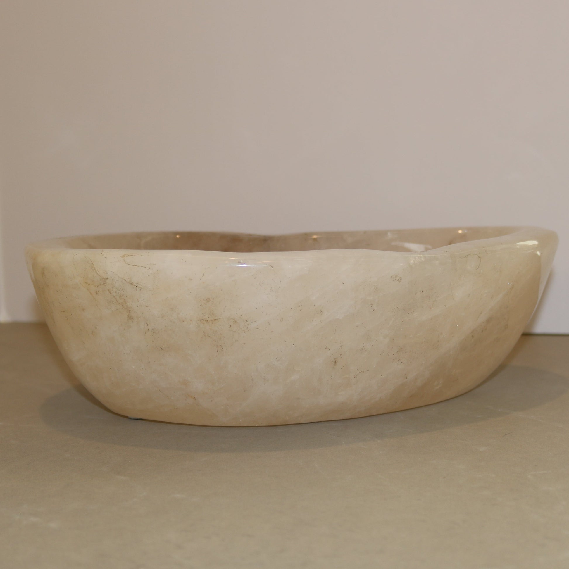 Quartz Point Bowl Home Decor Verona Prive Inc   
