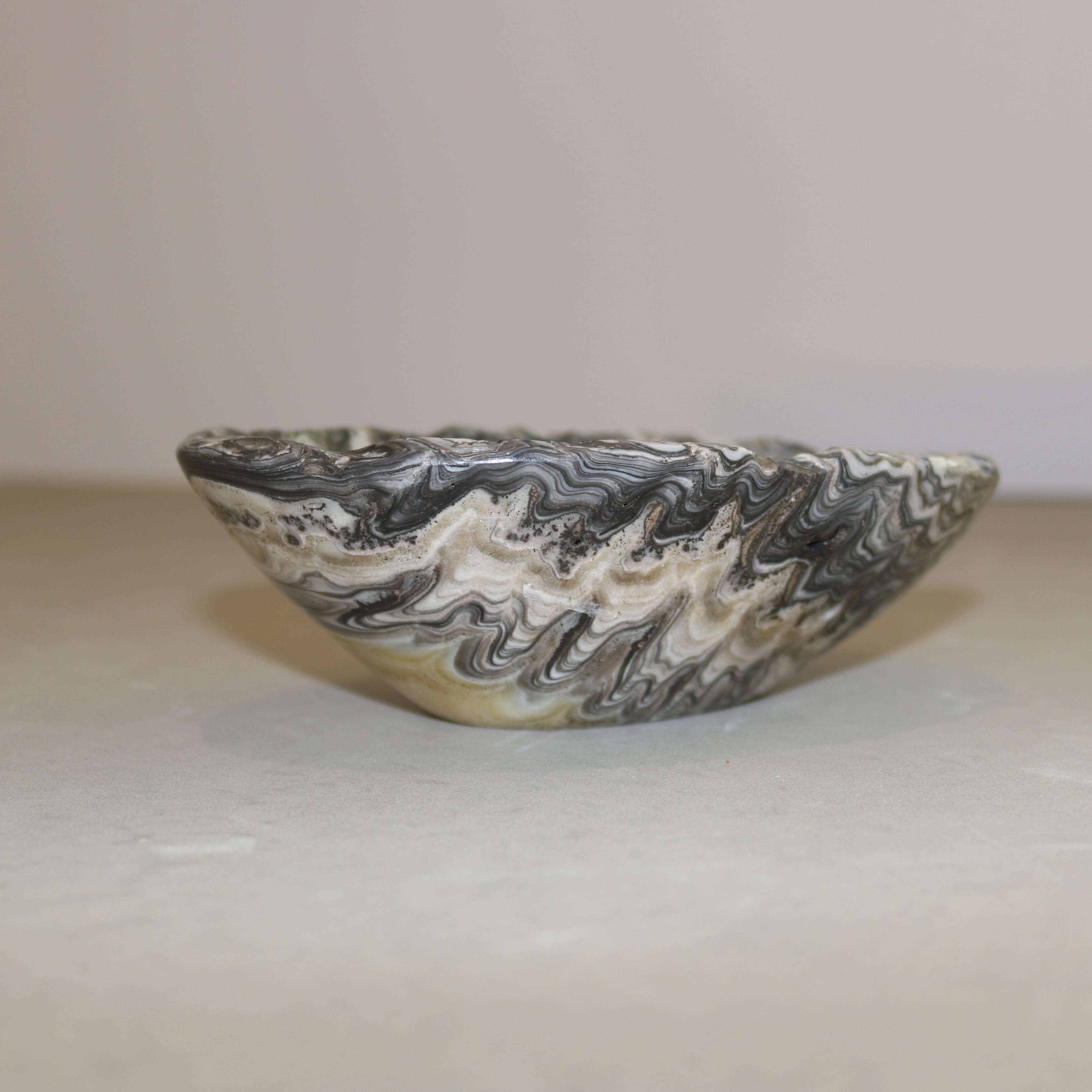 Quartz Onyx Small Zebra Bowl Home Decor Verona Prive Inc   