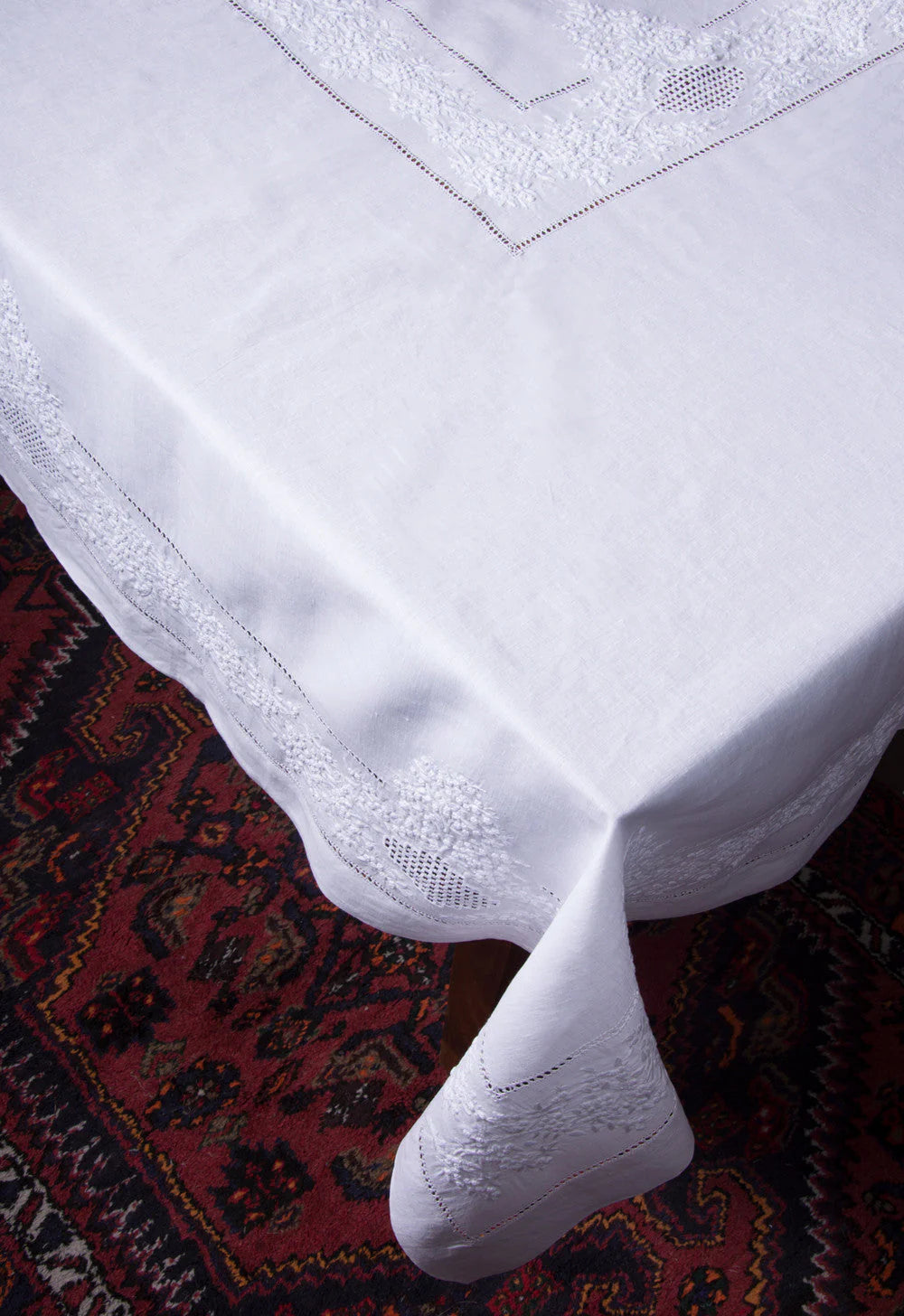 Jardin Classic Linen Tablecloth