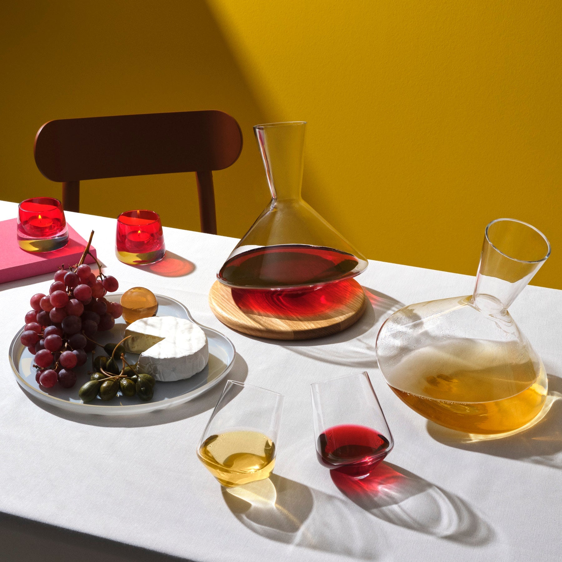 Balance Wine Decanter With Wooden Base