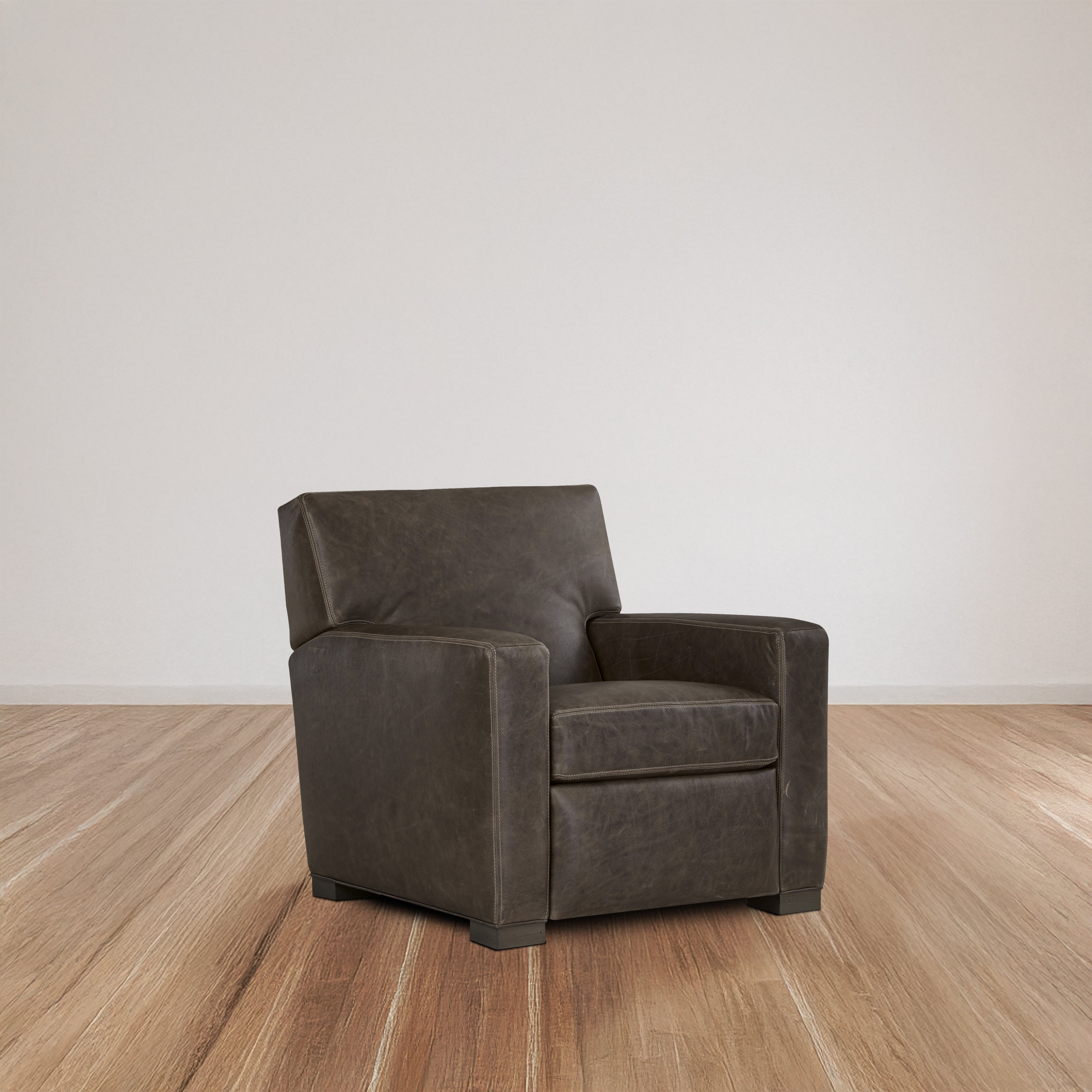 Zuma Leather Relaxor