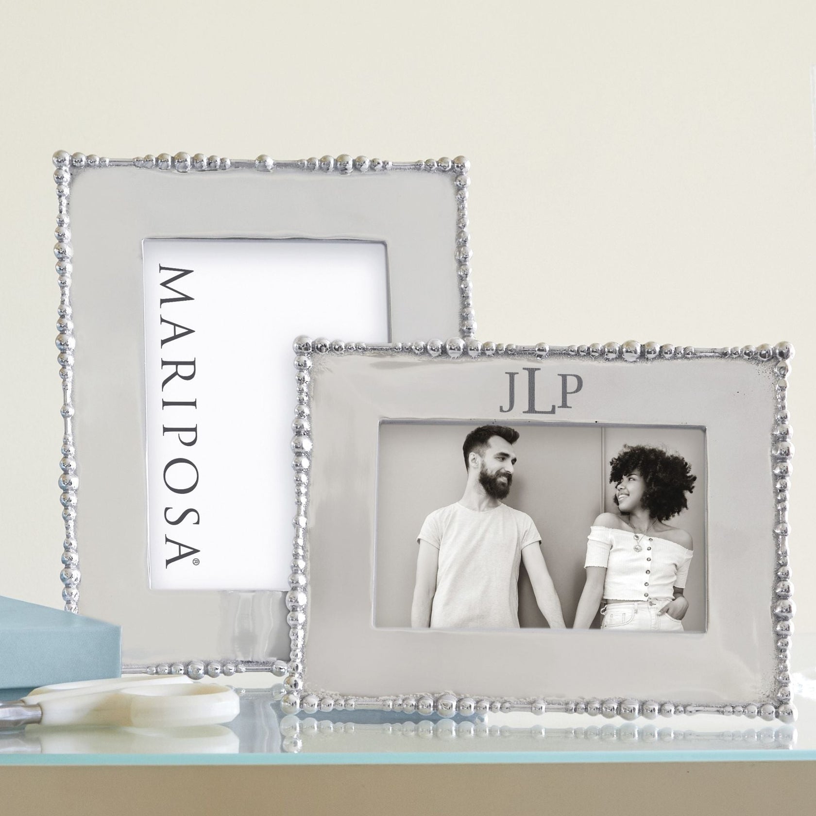 Pearl Drop Engravable Frame