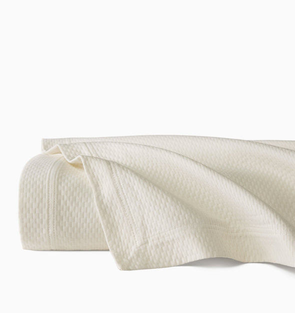 Perrio Coverlet