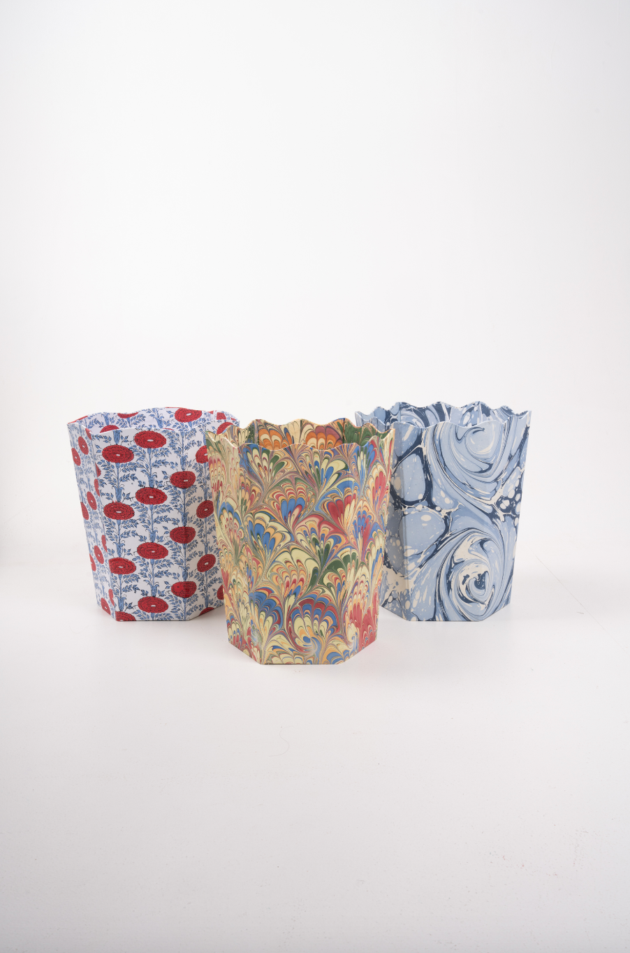 Ocean Wave Hand-Marbled Scallop Waste Bin / Storage Bin