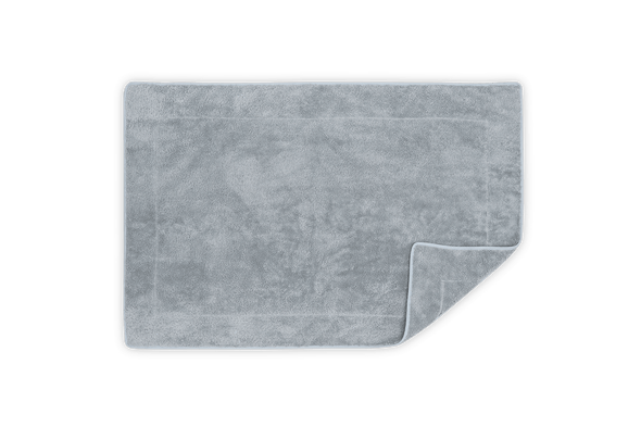 Matouk Cairo Solid Tub Mat