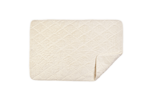 Matouk Cairo Solid Tub Mat