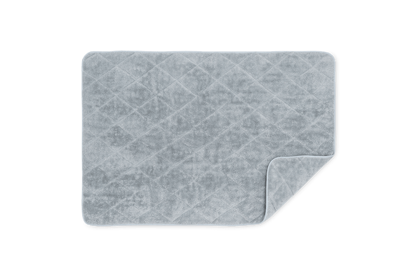 Matouk Cairo Solid Tub Mat