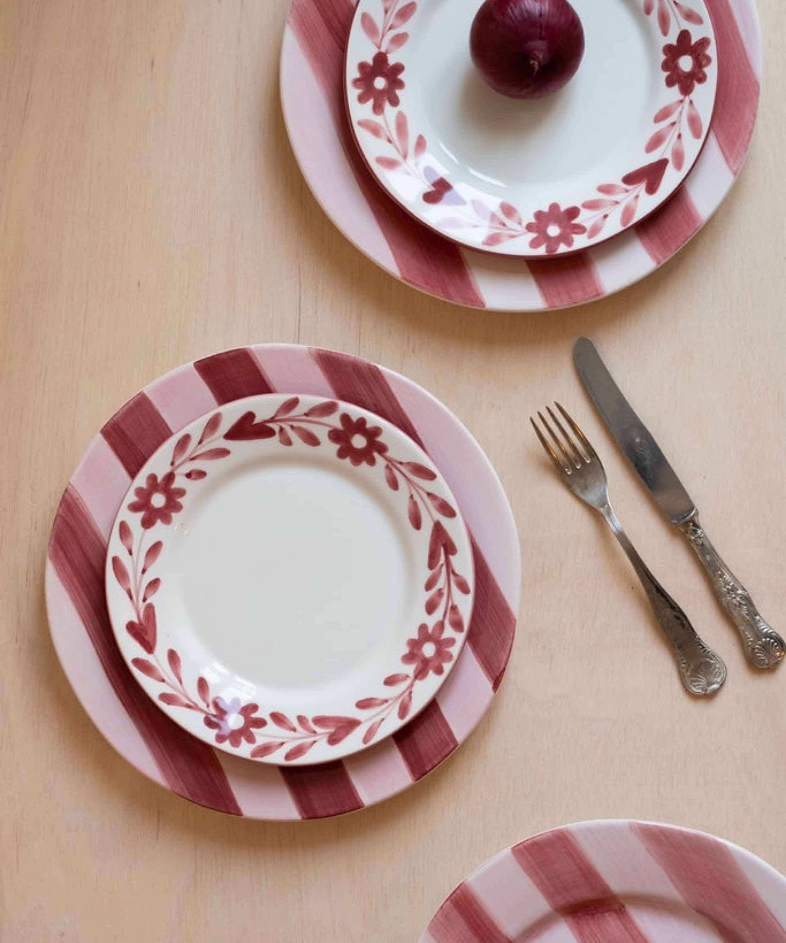 Red Flowers Dessert Plate