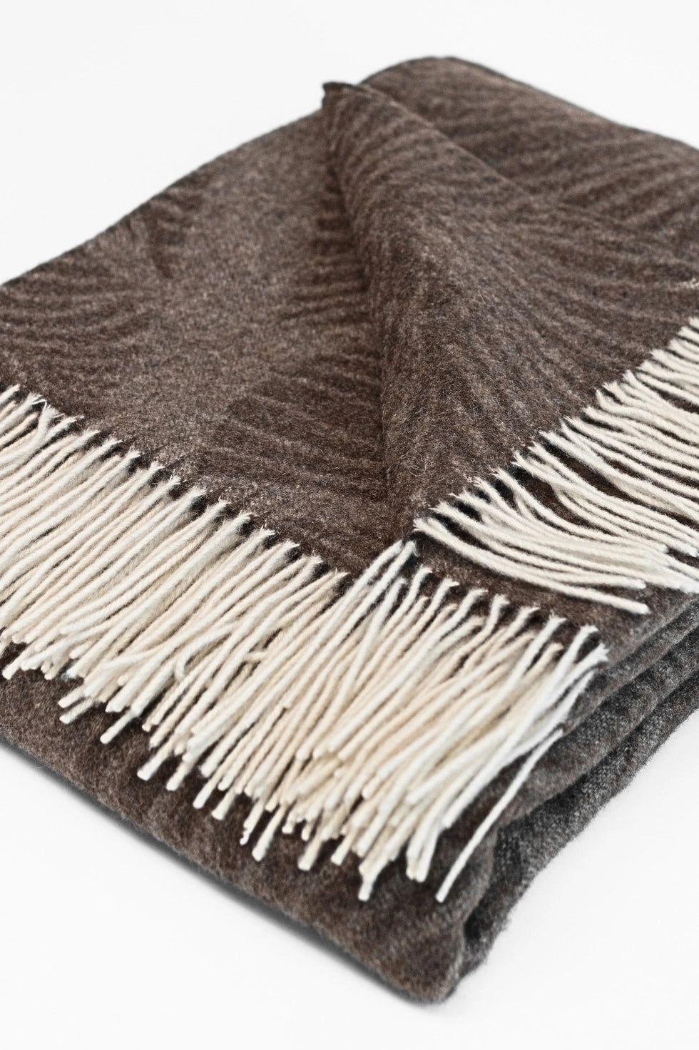 Chantilly Cashmere/Superfine Wool Throw