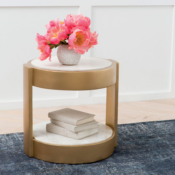 Kade Table