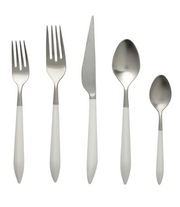 Ares Argento & White Five-Piece Place Setting Tabletop Vietri   