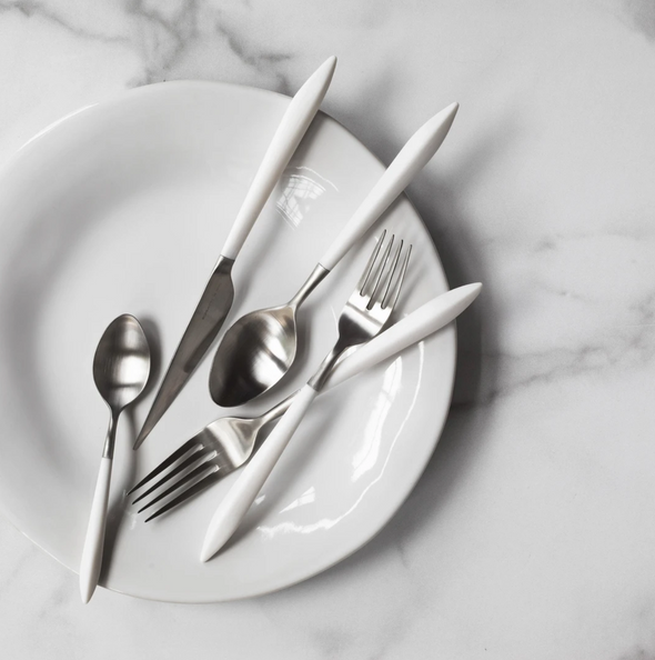 Ares Argento & White Five-Piece Place Setting